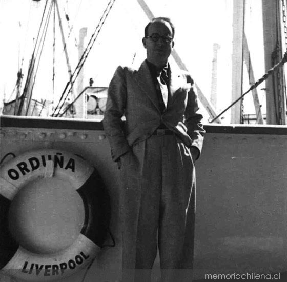 Salvador Reyes diplomático